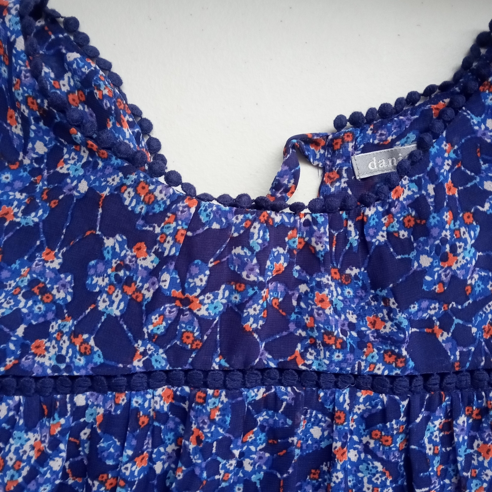 Daniel Rainn Blue Floral Boho Crochet Lace Trim Tank Top - Size Small - Picture 3 of 7